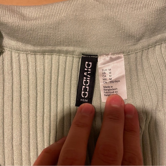 H&M Divided Collared Ribbed Top - Picture 4 of 5